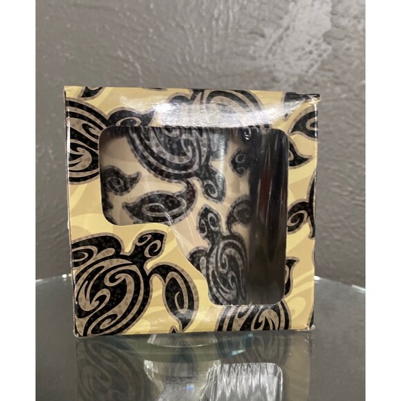 Islander Tribal Hona 11oz stoneware mug - Picture 4 of 4